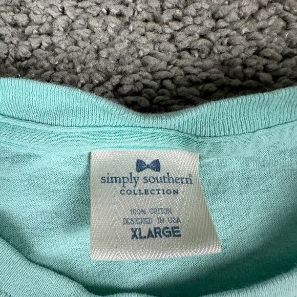 Simply Southern Shirt Womens Extra Large Blue Pink I Am The Storm Daisy READ - Picture 10 of 11